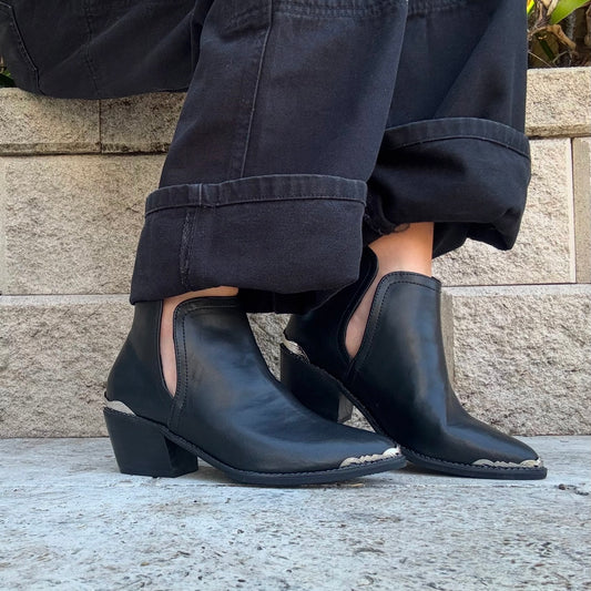 LOTUS: Vegan Leather Ankle Boots Black